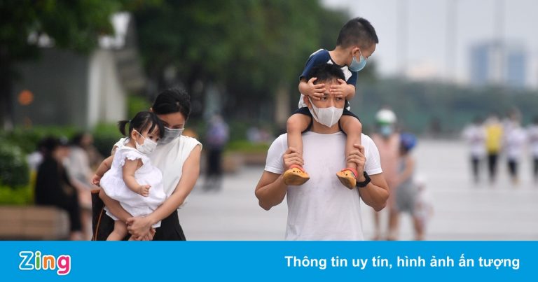 Vì sao cần thận trọng khi cho trẻ nhỏ ở TP.HCM ra đường? Vì sao cần thận trọng khi cho trẻ nhỏ ở TP.HCM ra đường?