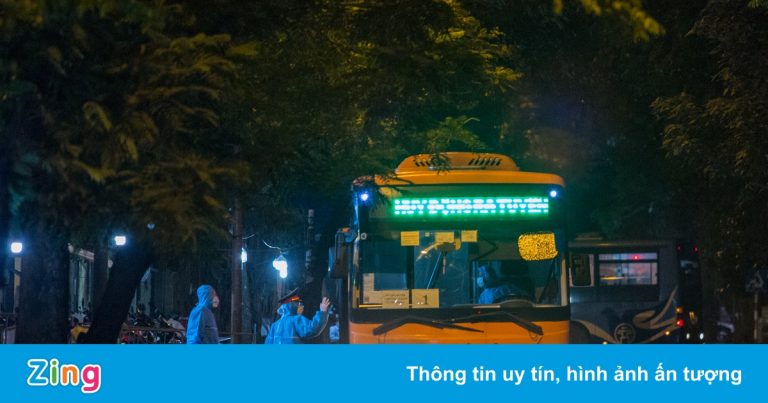 Hà Nội ghi nhận 5 người nhiễm SARS-CoV-2