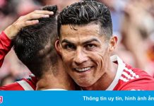 Ronaldo nhận giải thưởng cá nhân tại Premier League