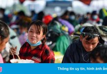 Đại biểu Quốc hội TP.HCM: Nhiều bà con quá khó khăn, chỉ muốn về quê