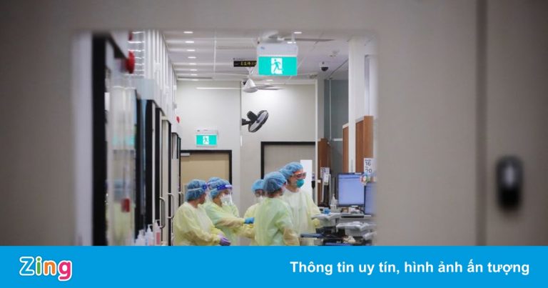 60 giường ICU phô bày thách thức sống chung với dịch ở Singapore