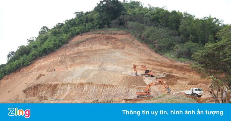 Chưa hoàn thiện thủ tục đã bạt núi làm nghĩa trang hơn 600 tỷ