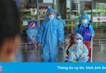 Hơn 300 thai phụ, người già và trẻ em bị kẹt ở TP.HCM về đến Đà Nẵng