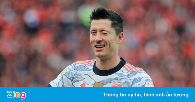 Lewandowski lập cú đúp trong chiến thắng 5-1 của Bayern