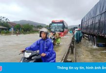 Thủ tướng yêu cầu khẩn trương ứng phó mưa lũ kéo dài ở miền Trung