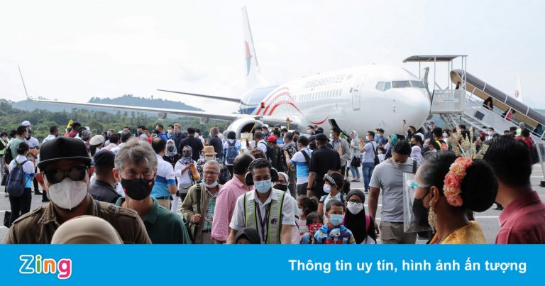 Đạt mục tiêu tiêm chủng, Malaysia cho dân đi lại tự do giữa các bang Đạt mục tiêu tiêm chủng, Malaysia cho dân đi lại tự do giữa các bang
