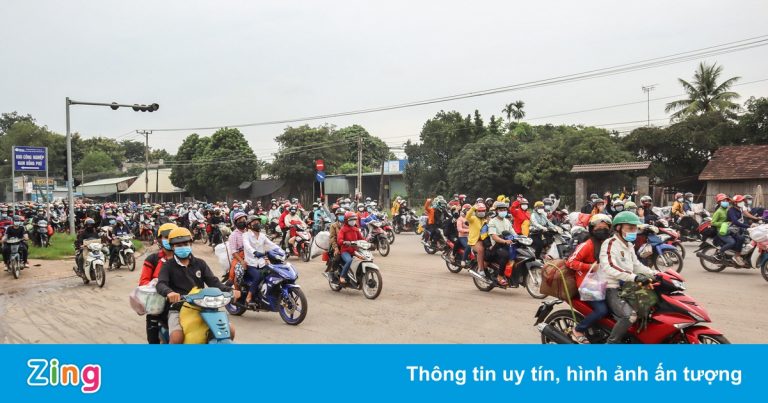 Bình Phước dừng thực hiện tổ chức dẫn đoàn người qua địa bàn