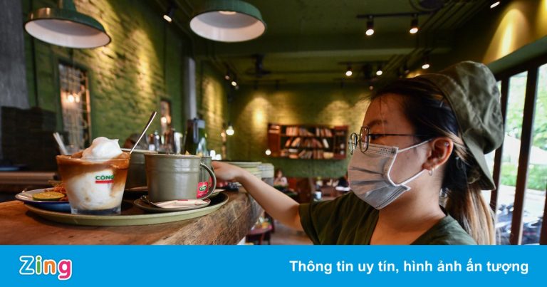 Vì sao TP.HCM chưa thể nới lỏng thêm các hoạt động như Hà Nội?