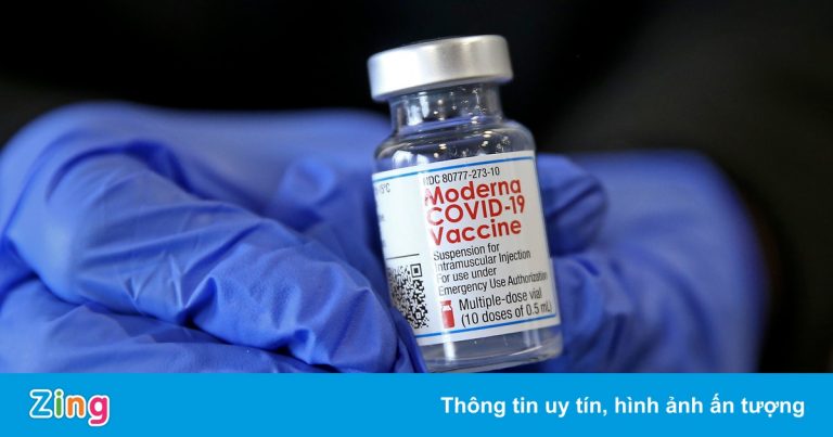 Chuyên gia FDA Mỹ: Moderna chưa đáp ứng đủ tiêu chí về mũi tiêm thứ 3 Chuyên gia FDA Mỹ: Moderna chưa đáp ứng đủ tiêu chí về mũi tiêm thứ 3