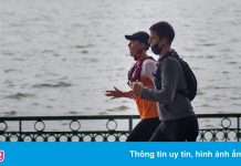 Hà Nội trong ngày rét 18 độ C