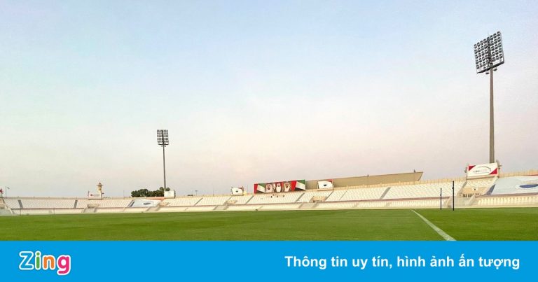 Sân Sharjah sẵn sàng cho trận tuyển Việt Nam gặp Trung Quốc Sân Sharjah sẵn sàng cho trận tuyển Việt Nam gặp Trung Quốc
