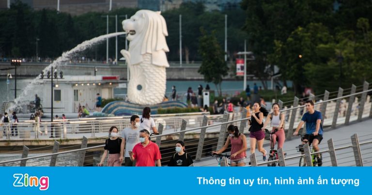 Singapore tinh chỉnh cách chống dịch, tiến tới sống chung với Covid-19 Singapore tinh chỉnh cách chống dịch, tiến tới sống chung với Covid-19