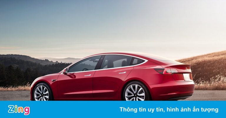 Uber cung cấp 50.000 xe Tesla cho tài xế, sẵn sàng thời đại ôtô điện