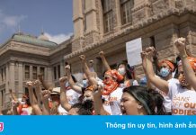 Thẩm phán Mỹ yêu cầu Texas ngừng áp dụng luật cấm phá thai