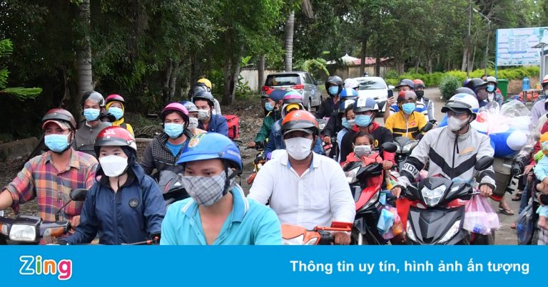 F0 tiếp tục tăng trong các đoàn người về miền Tây