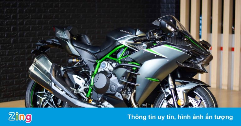 Chi tiết siêu môtô Kawasaki Ninja H2 Carbon giá 1,299 tỷ đồng