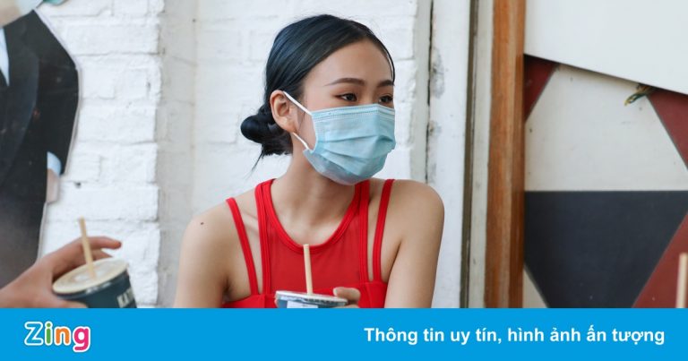 Quán cà phê ở TP.HCM giới hạn khách ngồi tại chỗ chỉ 20 phút