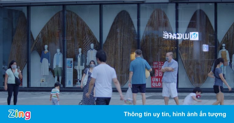 Nhiều chung cư ở TP.HCM mở lại tiện ích, cư dân phấn khởi