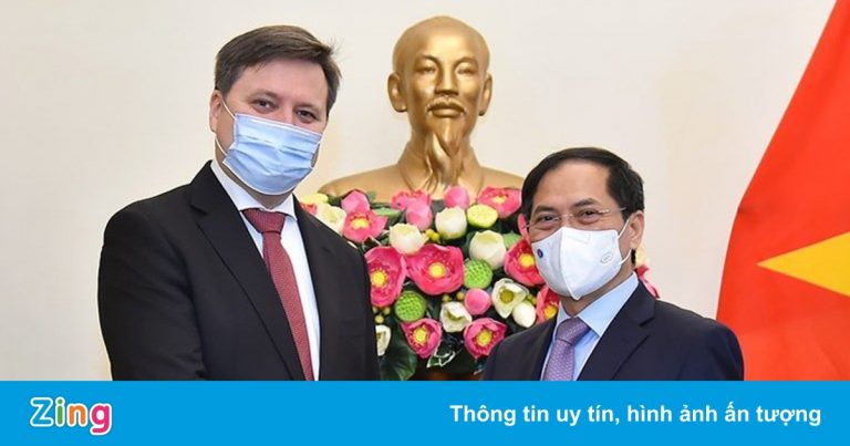 Ba Lan viện trợ Việt Nam thêm 890.000 liều vaccine Covid-19