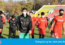 Vì sao U23 Việt Nam phải thi đấu trên mặt sân xấu?