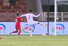 Tuyển Oman 3-1 Việt Nam: Al Khaldi đá phạt góc thành bàn Tuyen Viet Nam dau Oman anh 2