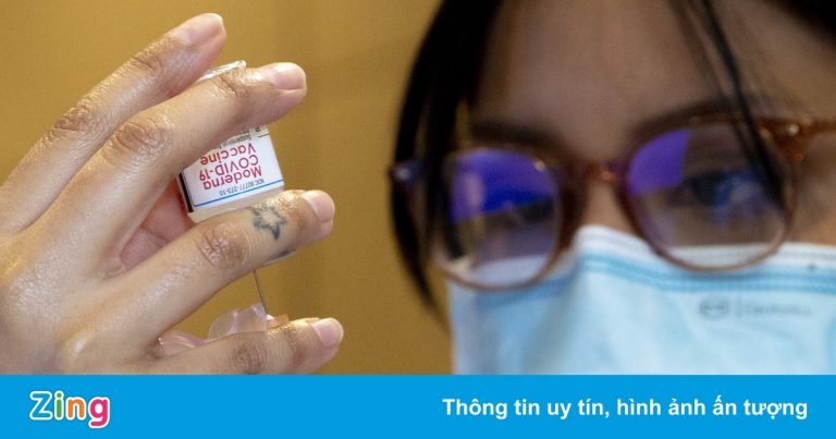 Hơn 60% người trên 18 tuổi ở TP.HCM đã tiêm 2 mũi vaccine Covid-19