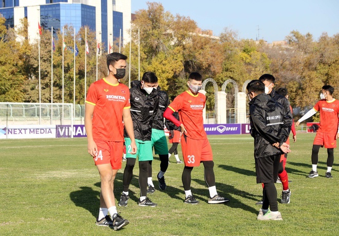 U23 Việt Nam 0-0 U23 Đài Loan: Văn Đạt đánh đầu dội xà