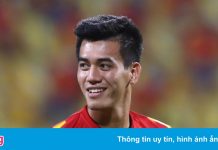 Tuyển Việt Nam đối đầu Trung Quốc vào 0h ngày 8/10