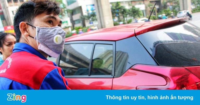 Giá xăng tăng vọt cản trở phục hồi kinh tế sau dịch