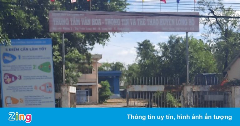 Hai phó giám đốc trung tâm văn hóa ở Vĩnh Long bị thu hồi tiền hỗ trợ