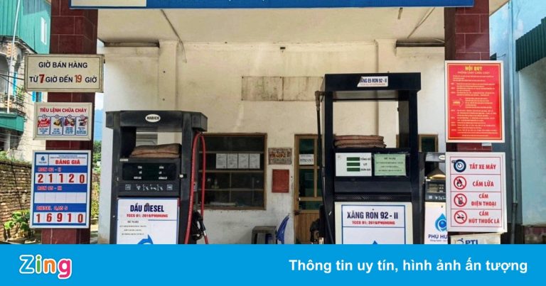 Treo biển ‘về ăn cơm’ nghỉ bán, một cây xăng bị phạt 10 triệu đồng