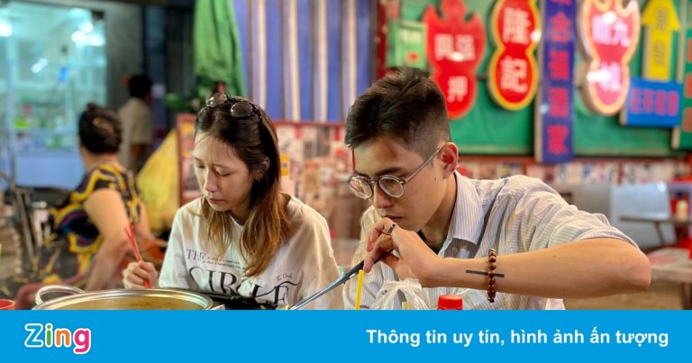 Quán lẩu, nướng thiếu nhân viên, chưa đủ nguyên liệu khi bán tại chỗ