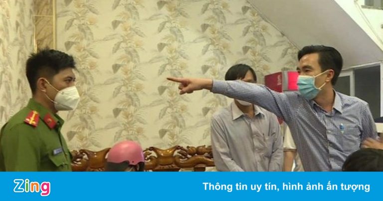 Người đàn ông hỏi ‘mày công tác ở đội nào’ khi bị kiểm tra