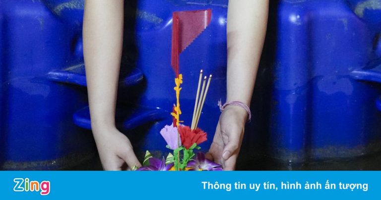 Nghịch lý tại lễ hội tôn vinh thần nước ở Thái Lan