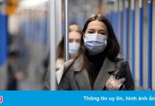 Hai bức tranh đại dịch Covid-19 trái ngược trên toàn cầu