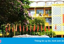 Sinh viên ĐH Bách khoa Hà Nội trở lại trường sau 25/11