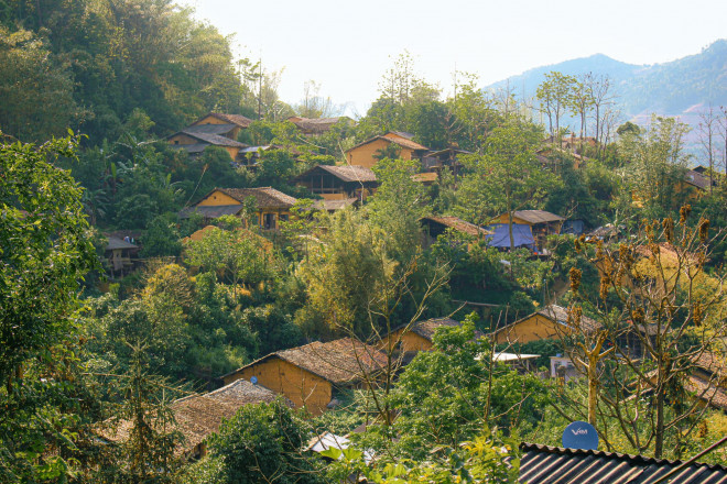 Làng cổ Thiên Hương hơn 100 năm tuổi đẹp như tranh vẽ ở Đồng Văn, Hà Giang