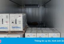 Thêm 2 triệu liều vaccine Pfizer từ Mỹ về đến TP.HCM