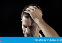 Zverev khiến Djokovic ôm hận tại ATP Finals