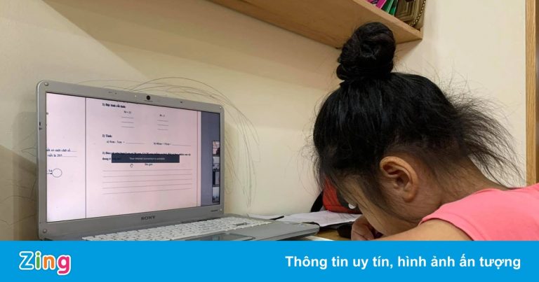 Một tỉnh cho trẻ tiểu học tạm nghỉ học online để giảm áp lực