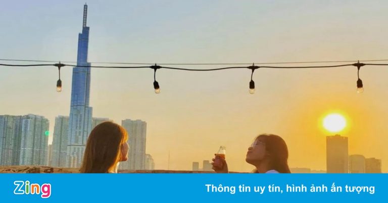 Hẹn nhau đi ngắm hoàng hôn ở TP.HCM