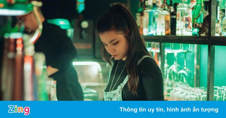 Bartender ở TP.HCM: ‘2 năm, 8 tháng nghỉ việc’