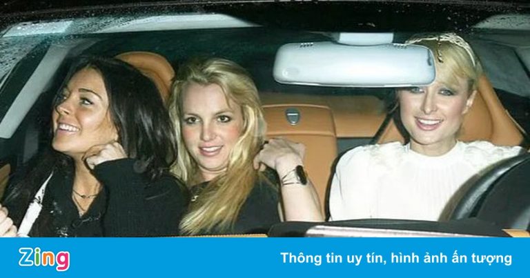 Bước ngoặt trong năm 2021 của Paris Hilton, Britney Spears