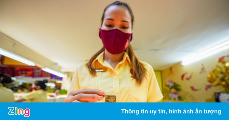 Điều gì đang xảy ra với giá vàng?