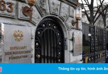 Điệp viên tử vong bên ngoài Đại sứ quán Nga ở Berlin