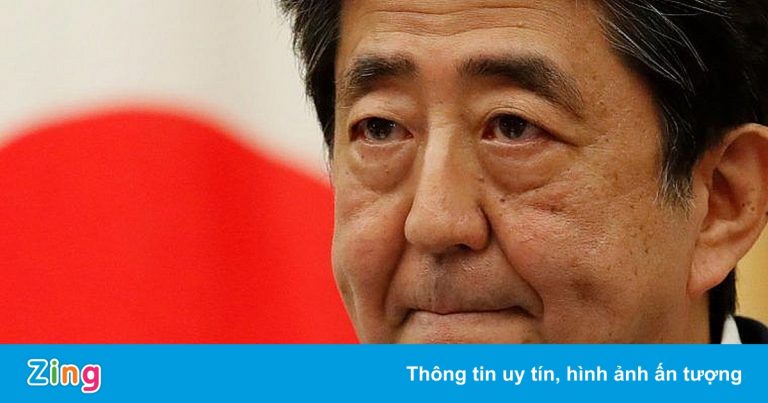 Ông Shinzo Abe phản đối ngoại trưởng mới của Nhật Bản