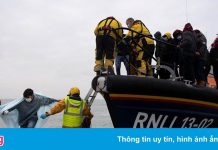 31 người di cư chết đuối trong thảm kịch ở eo biển Manche