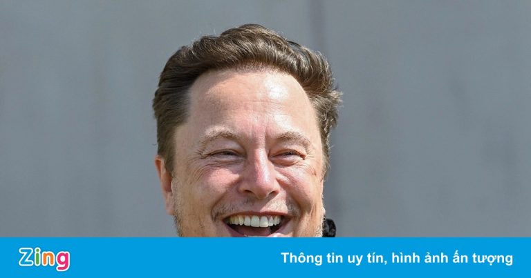 Elon Musk định đoạt 25 tỷ USD bằng cuộc thăm dò trên Internet