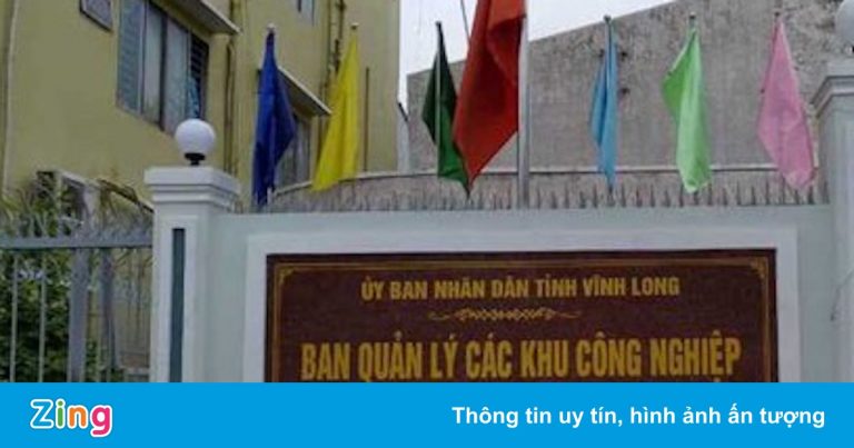 Cách chức Phó trưởng Ban Quản lý các khu công nghiệp tỉnh Vĩnh Long