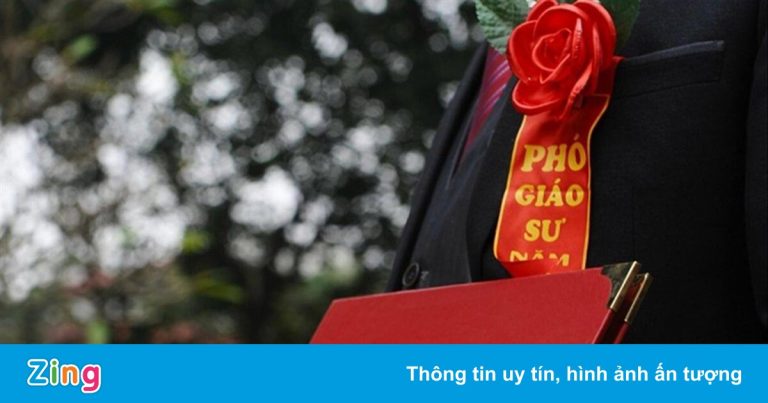 Nhộm nhoạm bài báo quốc tế, ‘ăn’ tiền 3 đầu Nhộm nhoạm bài báo quốc tế, ‘ăn’ tiền 3 đầu